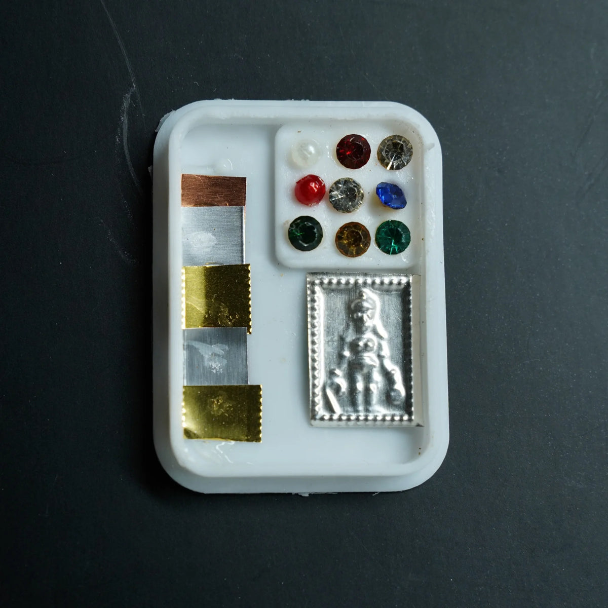 Panch Dhatu + Nav Ratan + Vastu Dev Set
