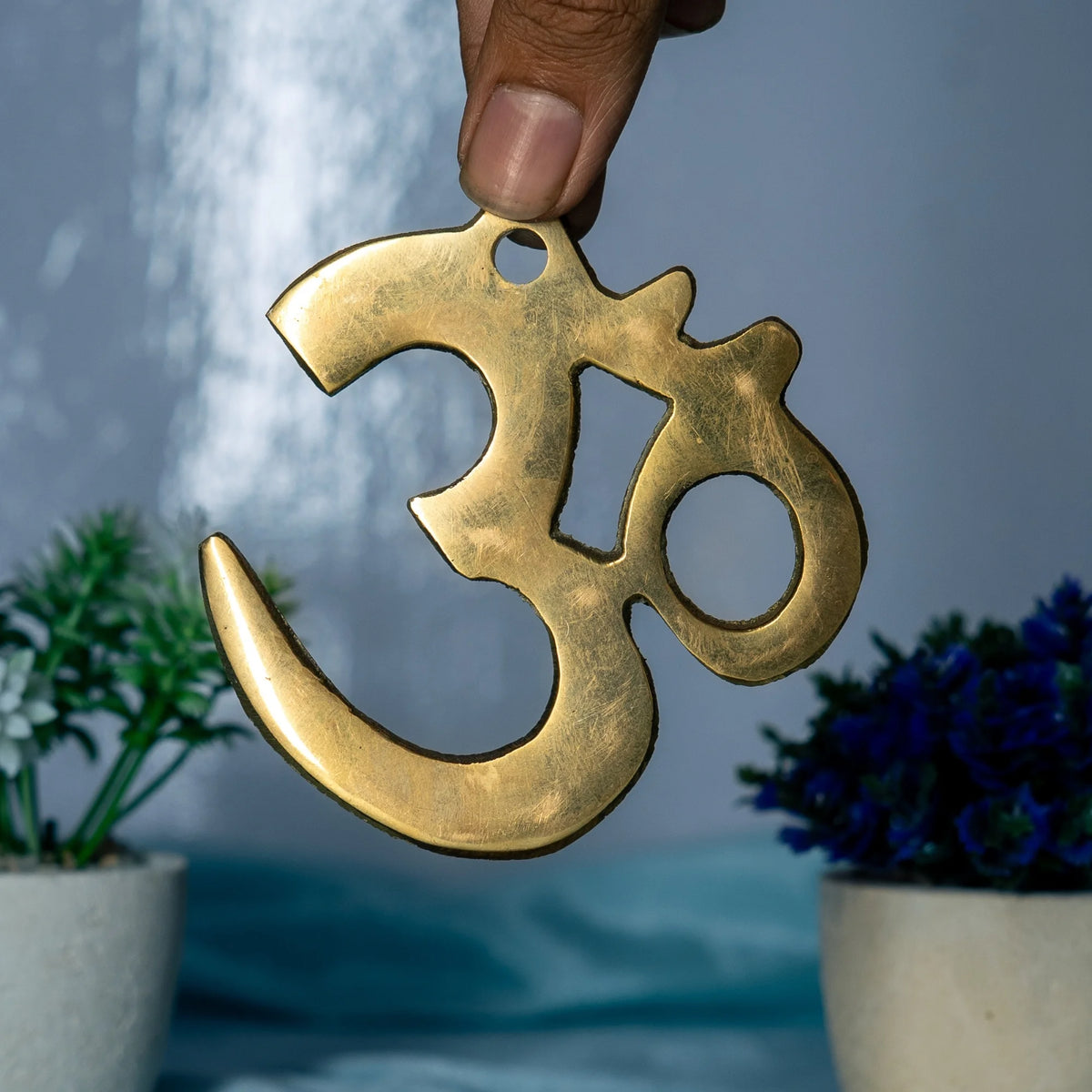 100% Pure Brass Om Wall Hanging for Main Door Vastu. Sacred Aum Sign for