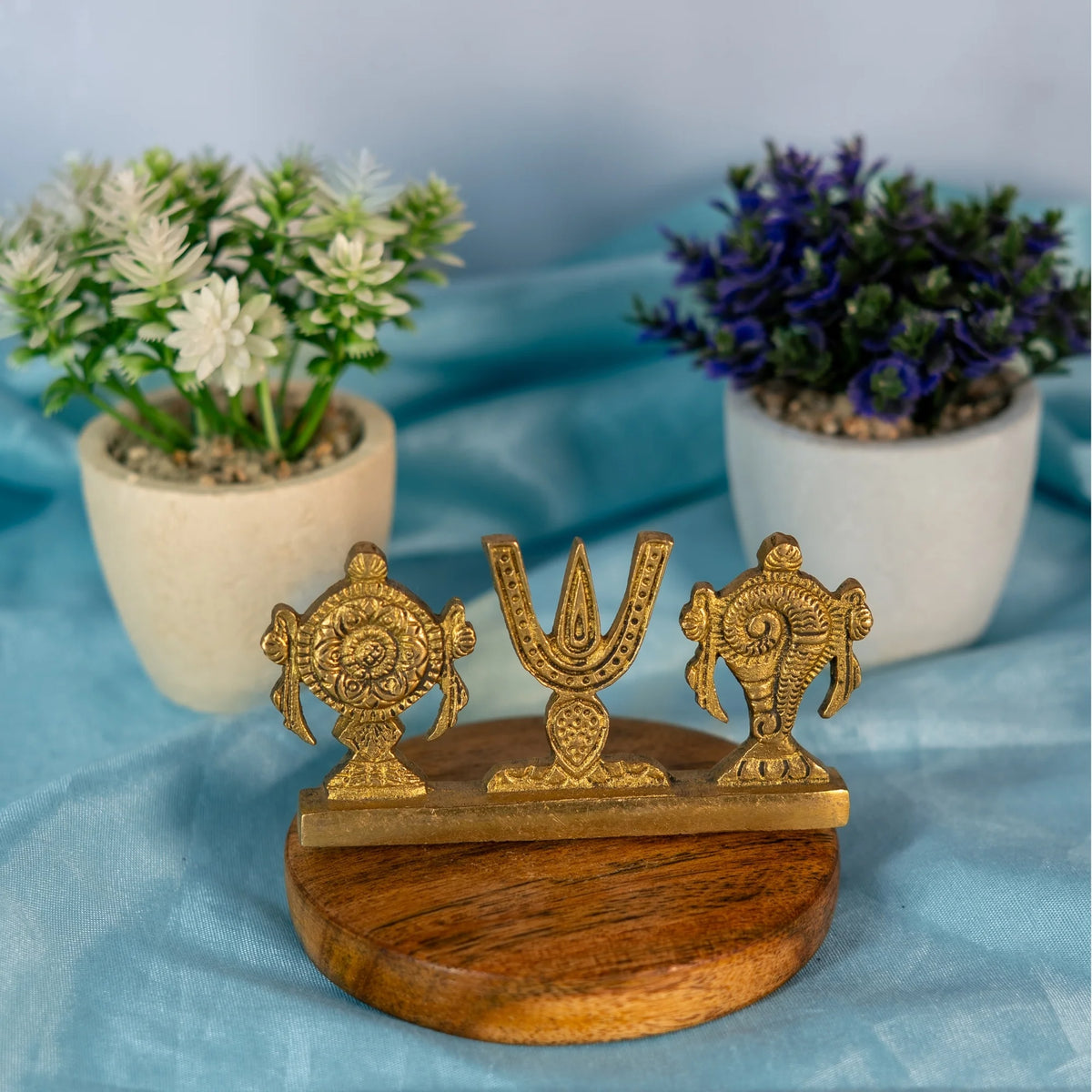 100% Pure Brass Sangu Chakram on Stand